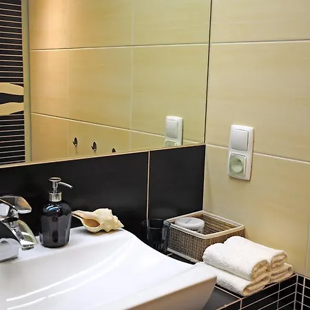 颜色公寓 公寓 *